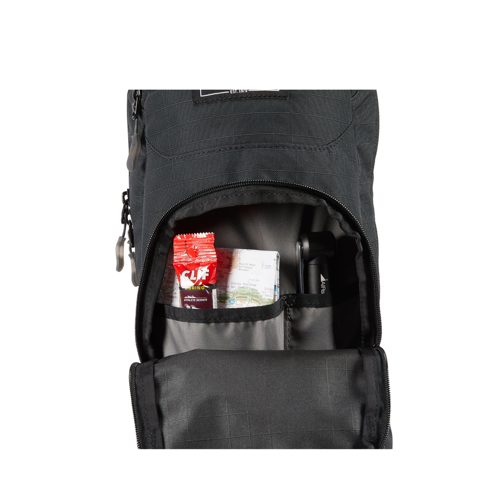 MOCHILA DAKINE SESSION 8L BLACK